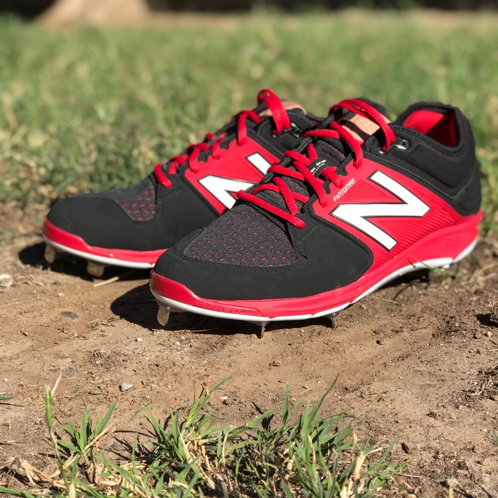 New Balance Baseball Metal Cleats